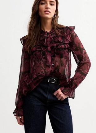 Трендовая блузка змеиный принт с рюшами р.14