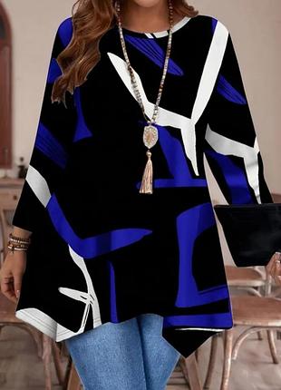 Яркая блузка большого размера