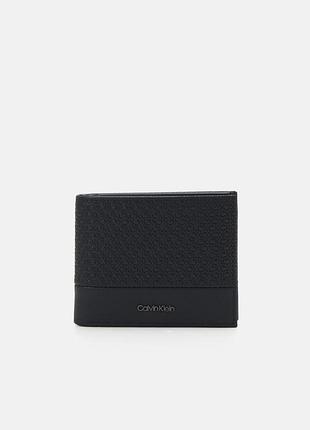 Кошелек от бренда calvin klein