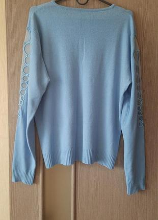 Тонкий свитер с декором 3