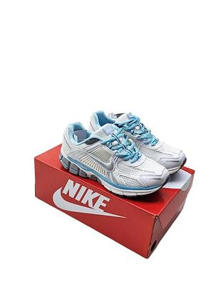 Женские кроссовки nike vomero 5 белые с голубым