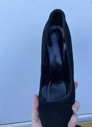 Туфлі замшеві на каблуку 41 розмір