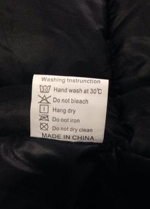 Пальто-одеяло зимнее черного цвета c капюшоном6 фото