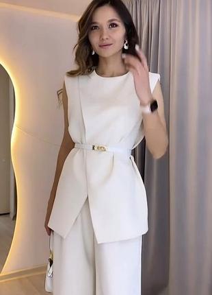 Брючный костюм как на праздник так и повседневной жизни