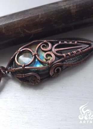 Магический кулон с лабрадоритом