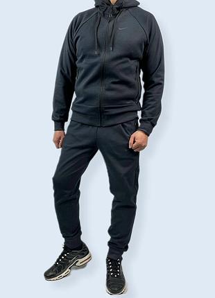 Мужской спортивный костюм nike