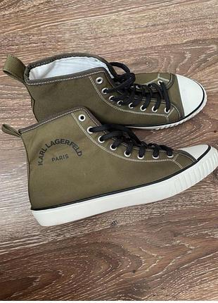 Кеди karl lagerfeld, розмір 41 (8), довжина устілки : 26,5 см. колір хакі, на білій підошві