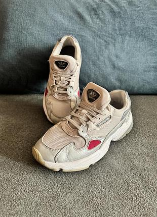 Adidas falcon кросівки 38р