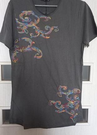 Жіноча футболка,s,m