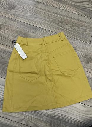 Новая мини юбка цвета горчица 3