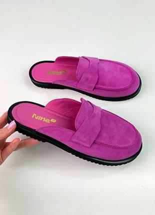 Замшевые анатомические шлепанцы сабо цвет фуксия