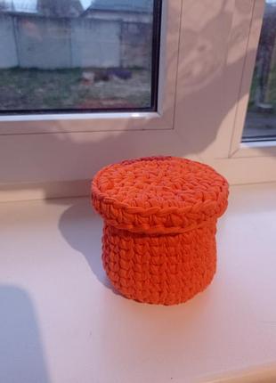 Скарбничка ручної роботи, можливо під замовлення.