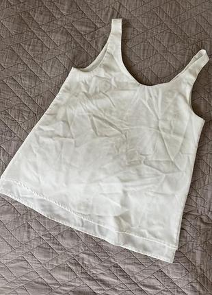 Білий топ майка білизняного типу