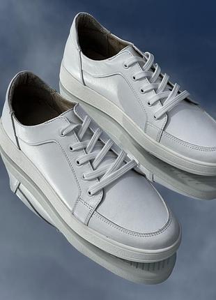 Женские базовые кожаные кеды белые натуральная кожа в наличии 42р 43р на заказ 36-44р все цвета