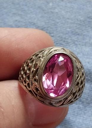 Кольцо белое  серебро 875 звезда с корундом красно-малиновым 18размер