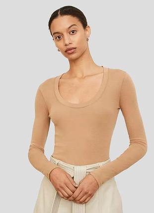 Лонгслив бежевый в милый рубчик кофточка