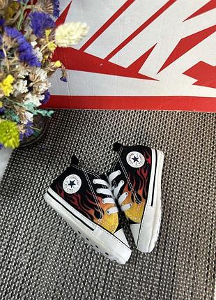 Оригинальные кроссовки converse