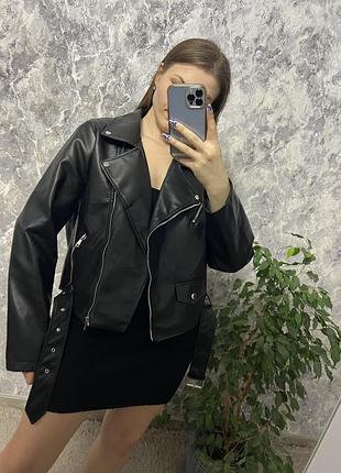 Куртка чорна шкірянка чорна косуха plt