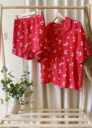 Чарівна якісна піжама у вишеньки