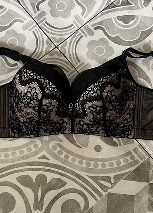 Бюстгальтер