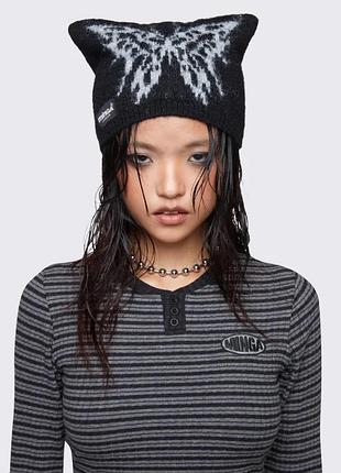 Minga london англія шапка шерсть пухнаста малюнок метелик альт гранж y2k alt grunge ootd fairy