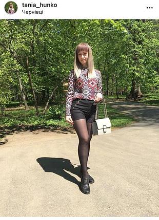 Блуза , шорти