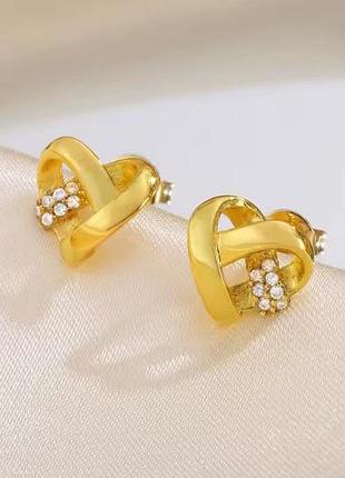 Серьги гвоздики сердце с узелком, узелок, позолота, цирконы