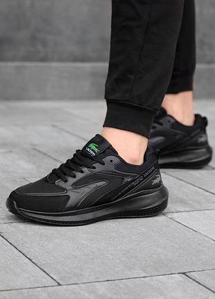 Мужские демисезонные спортивные кроссовки lacoste черные