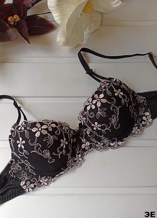 Красивый бюстгальтер 70в