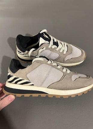 Кросівки zara