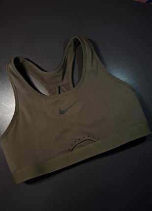 Жіночий топ nike