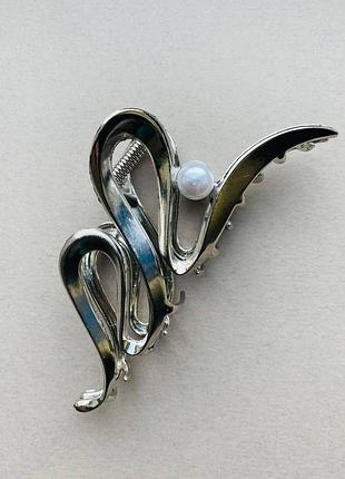 Металлический крабик с бусиной