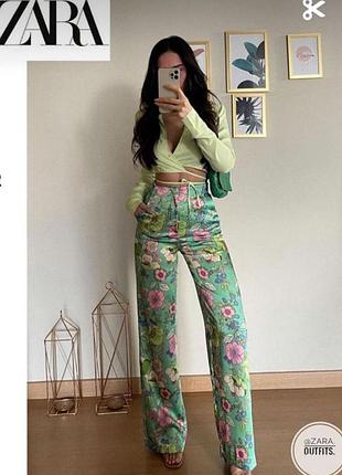 Zara cатиновые брюки в цветочный принт