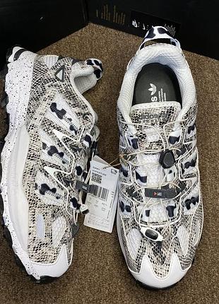 Кроссовки adidas hyperturf