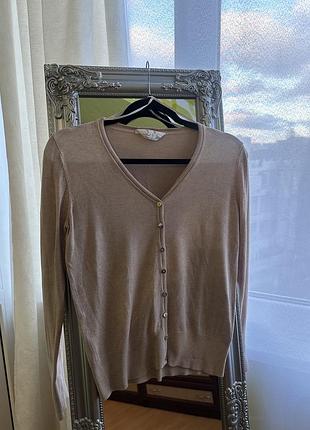 Жіночий кардиган