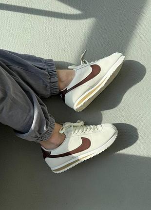 Женские кроссовки nike cortez beige brown premium найк кортез кортезы все цвета в наличии