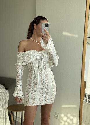 Самое популярное короткое белое платье и есть длинная s и м
