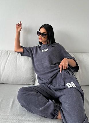 Спорт костюм wang
