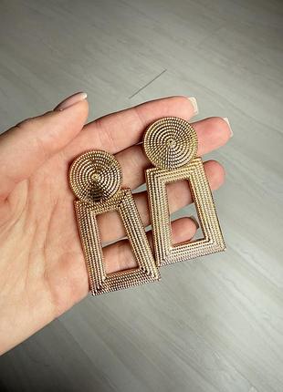 Сережки золотисті