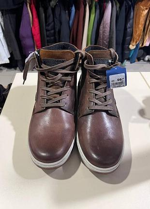 Am черевики нові чоловічі