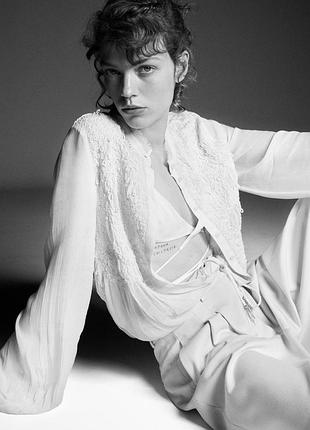 Блуза женская с бисером zara