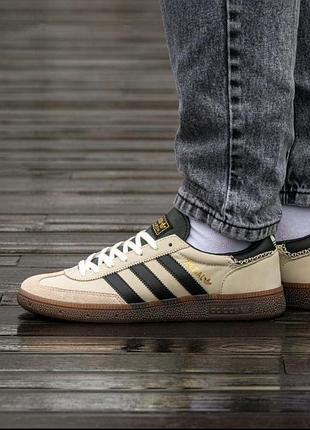 Кроссовки adidas spezial beige black