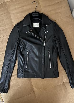 Кожаная косуха zara
