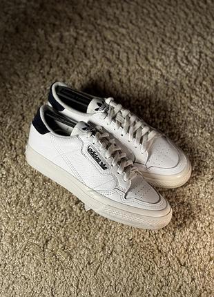 Кроссовки XXL / 52