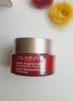 Антивіковий крем - clarins super restorative day cream