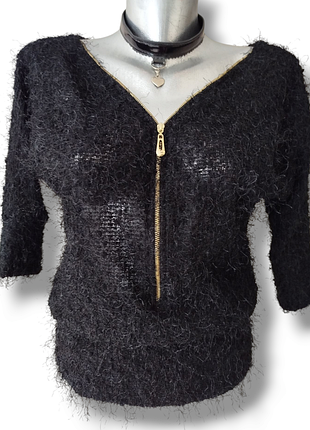 Женская кофта из "травки". кофта с глубоким декольте