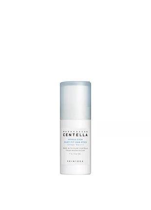 Солнцезащитный стик skin1004 madagascar centella hyalu-cica silky-fit sun stick spf50+ pa++++ 7 g
