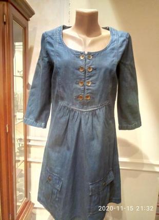 Актуальное  джинсовое платье бренда tom tailor.