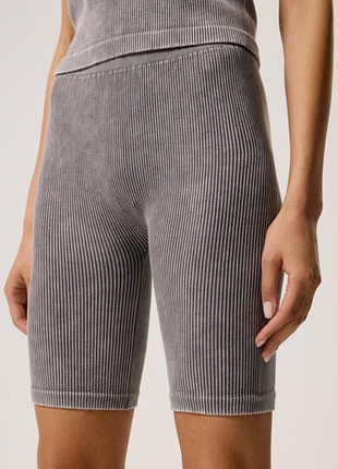 Эффектные шорты в рубчик варенки XL / 50