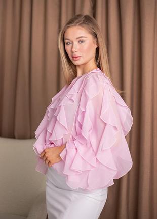 Блуза с воланами